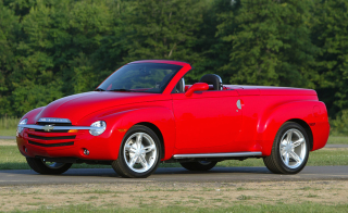 Illustration for article titled Ten Cars That Failed Because They Were Way Too Expensive